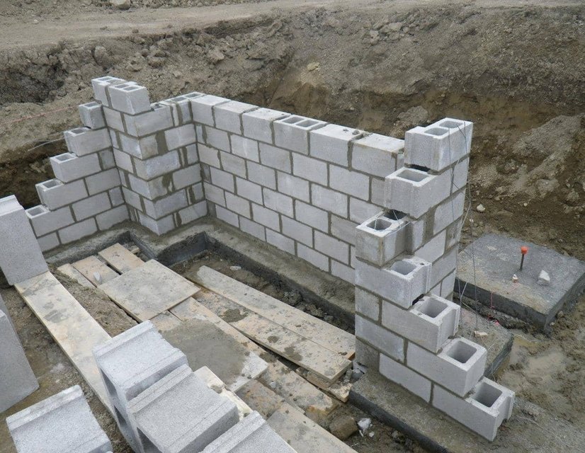 A block foundation wall at Doran Creek Estates